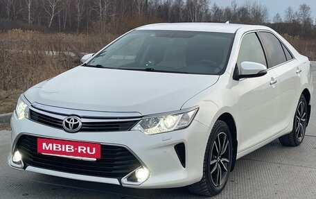 Toyota Camry, 2017 год, 2 500 000 рублей, 2 фотография