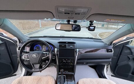 Toyota Camry, 2017 год, 2 500 000 рублей, 17 фотография