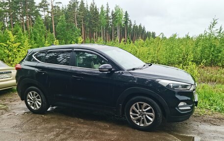 Hyundai Tucson III, 2017 год, 1 850 000 рублей, 2 фотография