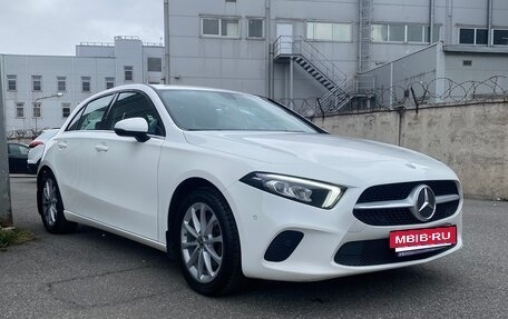 Mercedes-Benz A-Класс, 2018 год, 2 050 000 рублей, 11 фотография
