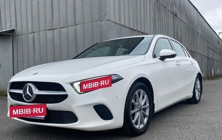Mercedes-Benz A-Класс, 2018 год, 2 050 000 рублей, 12 фотография