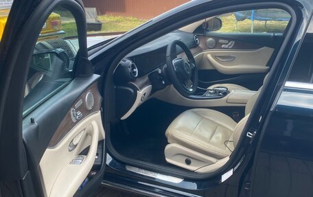 Mercedes-Benz E-Класс, 2016 год, 2 750 000 рублей, 11 фотография