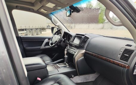 Toyota Land Cruiser 200, 2011 год, 3 100 000 рублей, 6 фотография