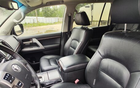 Toyota Land Cruiser 200, 2011 год, 3 100 000 рублей, 9 фотография