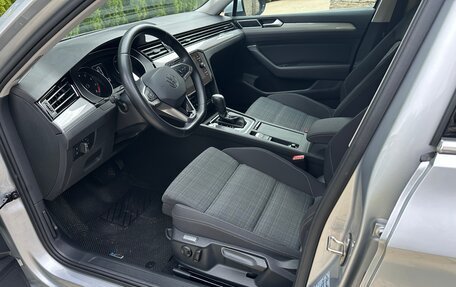 Volkswagen Passat B8 рестайлинг, 2020 год, 2 450 000 рублей, 8 фотография