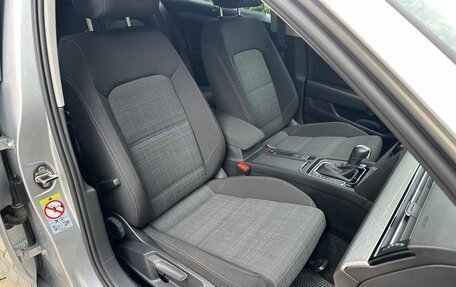 Volkswagen Passat B8 рестайлинг, 2020 год, 2 450 000 рублей, 11 фотография