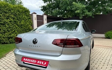 Volkswagen Passat B8 рестайлинг, 2020 год, 2 450 000 рублей, 6 фотография