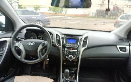 Hyundai i30 II рестайлинг, 2013 год, 920 000 рублей, 11 фотография