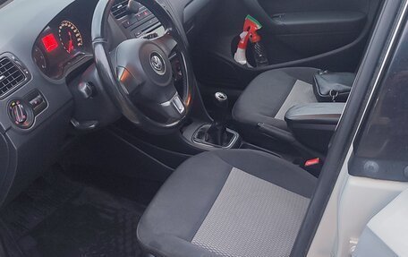 Volkswagen Polo VI (EU Market), 2012 год, 600 000 рублей, 5 фотография