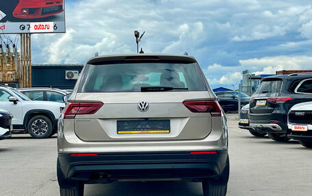 Volkswagen Tiguan II, 2019 год, 2 219 000 рублей, 4 фотография