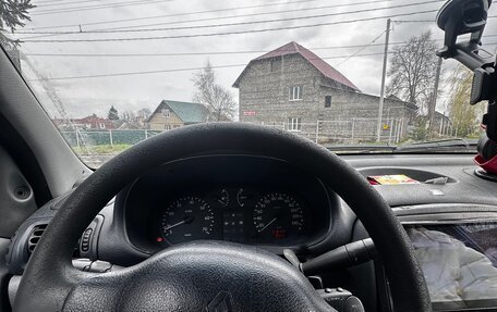 Renault Clio III, 2001 год, 30 000 рублей, 7 фотография