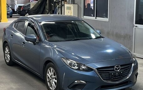 Mazda Axela, 2016 год, 900 000 рублей, 2 фотография