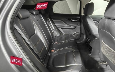 Jaguar F-Pace, 2017 год, 2 359 000 рублей, 16 фотография