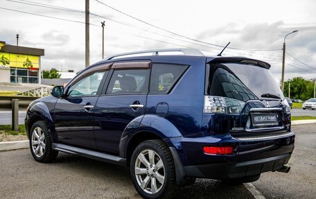 Mitsubishi Outlander III рестайлинг 3, 2010 год, 988 000 рублей, 5 фотография