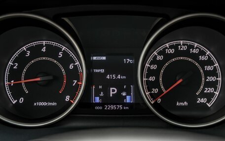 Mitsubishi Outlander III рестайлинг 3, 2010 год, 988 000 рублей, 9 фотография