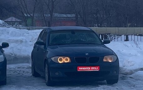 BMW 1 серия, 2006 год, 720 000 рублей, 1 фотография
