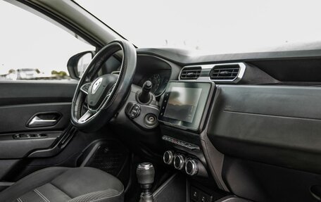 Renault Duster, 2022 год, 1 788 000 рублей, 32 фотография