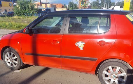 Skoda Fabia II, 2010 год, 700 000 рублей, 3 фотография