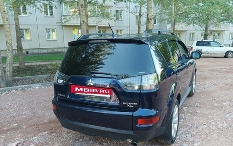 Mitsubishi Outlander III рестайлинг 3, 2011 год, 1 000 000 рублей, 4 фотография
