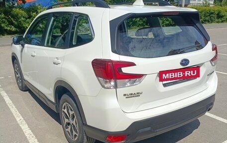 Subaru Forester, 2021 год, 3 050 000 рублей, 5 фотография