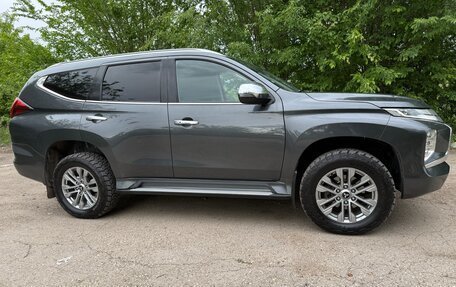Mitsubishi Pajero Sport III рестайлинг, 2021 год, 2 899 000 рублей, 4 фотография