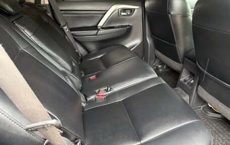 Mitsubishi Pajero Sport III рестайлинг, 2021 год, 2 899 000 рублей, 18 фотография