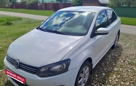 Volkswagen Polo VI (EU Market), 2012 год, 500 000 рублей, 2 фотография