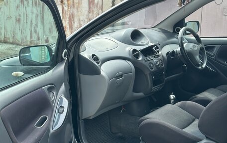 Toyota Vitz, 2000 год, 315 000 рублей, 8 фотография