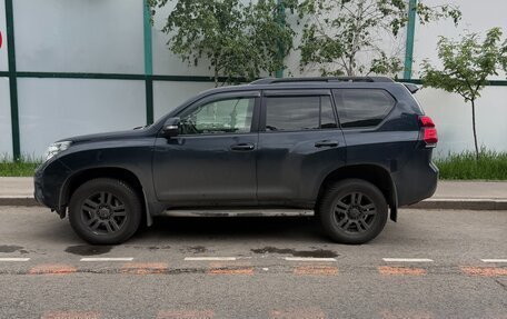 Toyota Land Cruiser Prado 150 рестайлинг 2, 2012 год, 2 370 000 рублей, 2 фотография