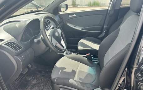 Hyundai Solaris II рестайлинг, 2013 год, 790 000 рублей, 6 фотография