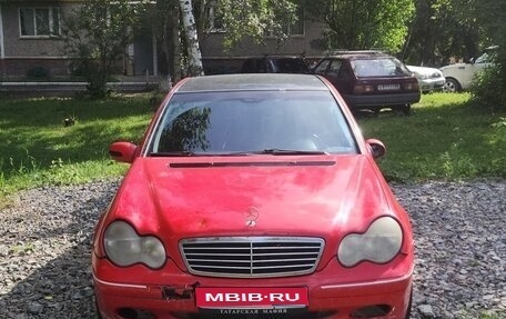 Mercedes-Benz C-Класс, 2000 год, 250 000 рублей, 1 фотография