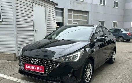 Hyundai Solaris II рестайлинг, 2021 год, 1 750 000 рублей, 1 фотография