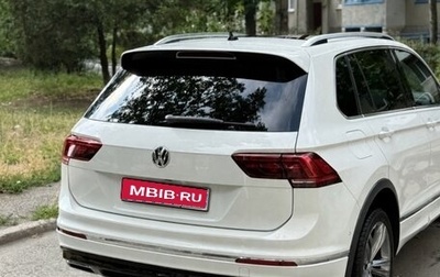 Volkswagen Tiguan II, 2018 год, 2 150 000 рублей, 1 фотография