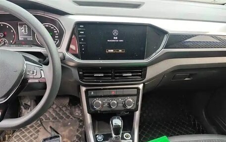 Volkswagen T-Roc I, 2021 год, 1 450 000 рублей, 12 фотография