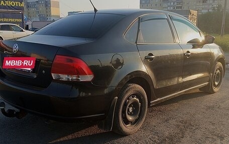 Volkswagen Polo VI (EU Market), 2011 год, 650 000 рублей, 2 фотография