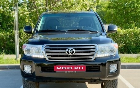 Toyota Land Cruiser 200, 2012 год, 3 830 000 рублей, 2 фотография