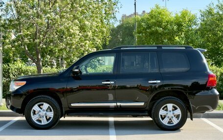 Toyota Land Cruiser 200, 2012 год, 3 830 000 рублей, 4 фотография