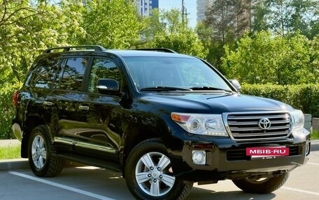 Toyota Land Cruiser 200, 2012 год, 3 830 000 рублей, 3 фотография