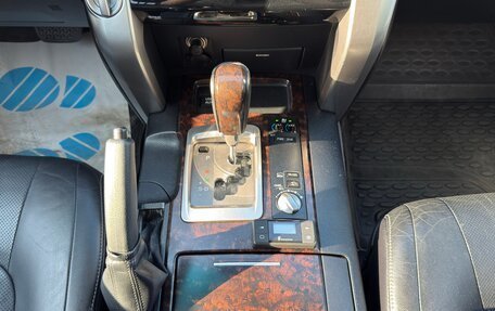 Toyota Land Cruiser 200, 2012 год, 3 830 000 рублей, 20 фотография