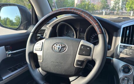 Toyota Land Cruiser 200, 2012 год, 3 830 000 рублей, 21 фотография