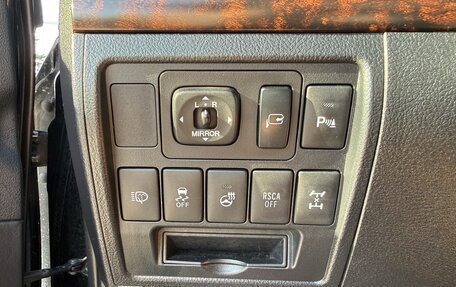 Toyota Land Cruiser 200, 2012 год, 3 830 000 рублей, 23 фотография