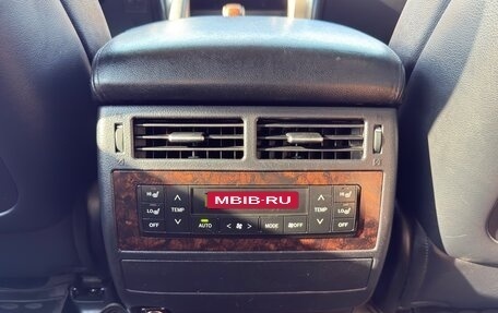 Toyota Land Cruiser 200, 2012 год, 3 830 000 рублей, 24 фотография