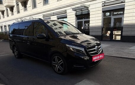 Mercedes-Benz V-Класс, 2019 год, 5 000 000 рублей, 18 фотография