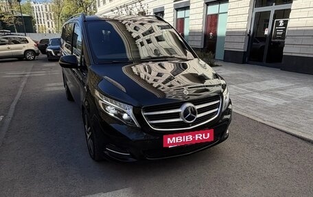 Mercedes-Benz V-Класс, 2019 год, 5 000 000 рублей, 10 фотография