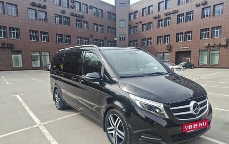 Mercedes-Benz V-Класс, 2019 год, 5 000 000 рублей, 36 фотография