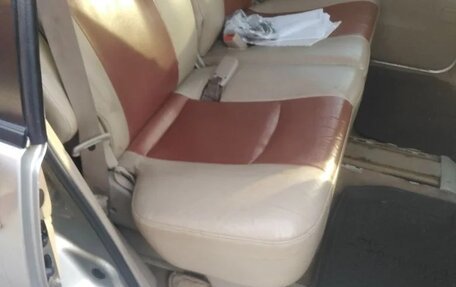 Nissan Liberty, 2002 год, 260 000 рублей, 9 фотография