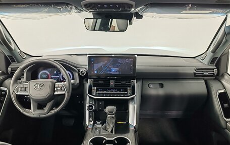 Toyota Land Cruiser, 2026 год, 16 490 000 рублей, 14 фотография