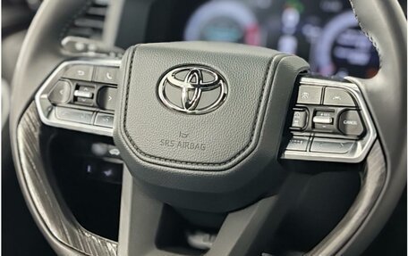 Toyota Land Cruiser, 2026 год, 16 490 000 рублей, 25 фотография