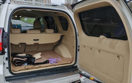 Toyota Land Cruiser Prado 150 рестайлинг 2, 2014 год, 3 500 000 рублей, 9 фотография