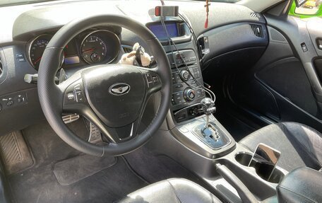 Hyundai Genesis Coupe I рестайлинг, 2011 год, 2 000 000 рублей, 11 фотография